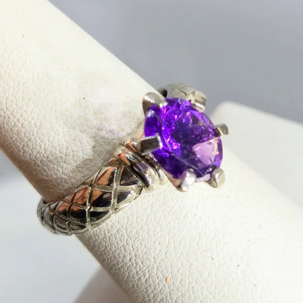 ?POppin’ Up Purple’ Sz 8 Ring - Amethyst Sterling - Key West Local Luxe