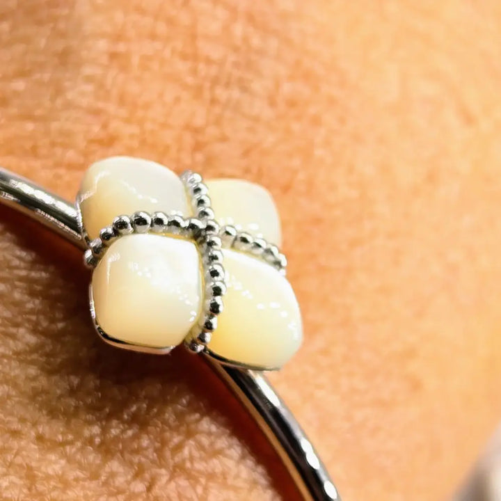 ?PRincess Flower’ Sz Med to Lg Bracelets - Tahitian Mop South Sea or Conch Anti-tarnish Sterling - Bracelet