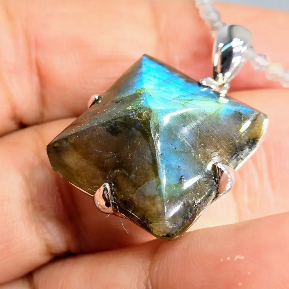 ?PYramid’ Pendant Necklace - Labradorite Sterling - Key West Local Luxe