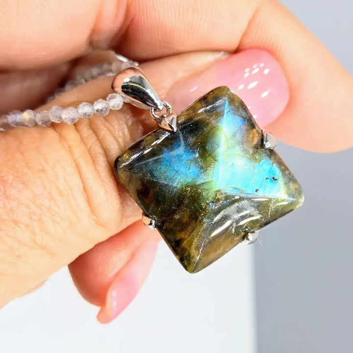 ?PYramid’ Pendant Necklace - Labradorite Sterling - Key West Local Luxe