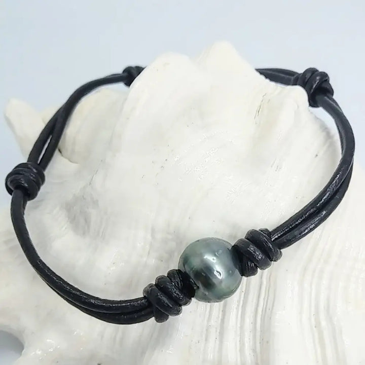 ?REbel Yell!’ Bracelets - Tahitian Pearls Leather - Bracelet