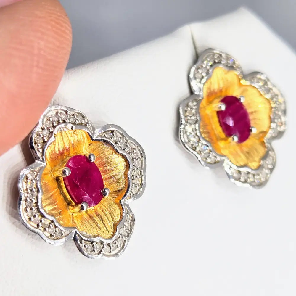 ?RUby Le Fleur’.75 Earrings - Diamonds Ruby Anti-tarnish 18k Gold Sterling