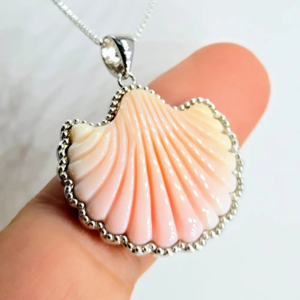 ?SCalloped Conch’ 1.25’’ Pendant Necklace - Conch Shell Anti-tarnish Sterling - Warm/cool Mixed Tones