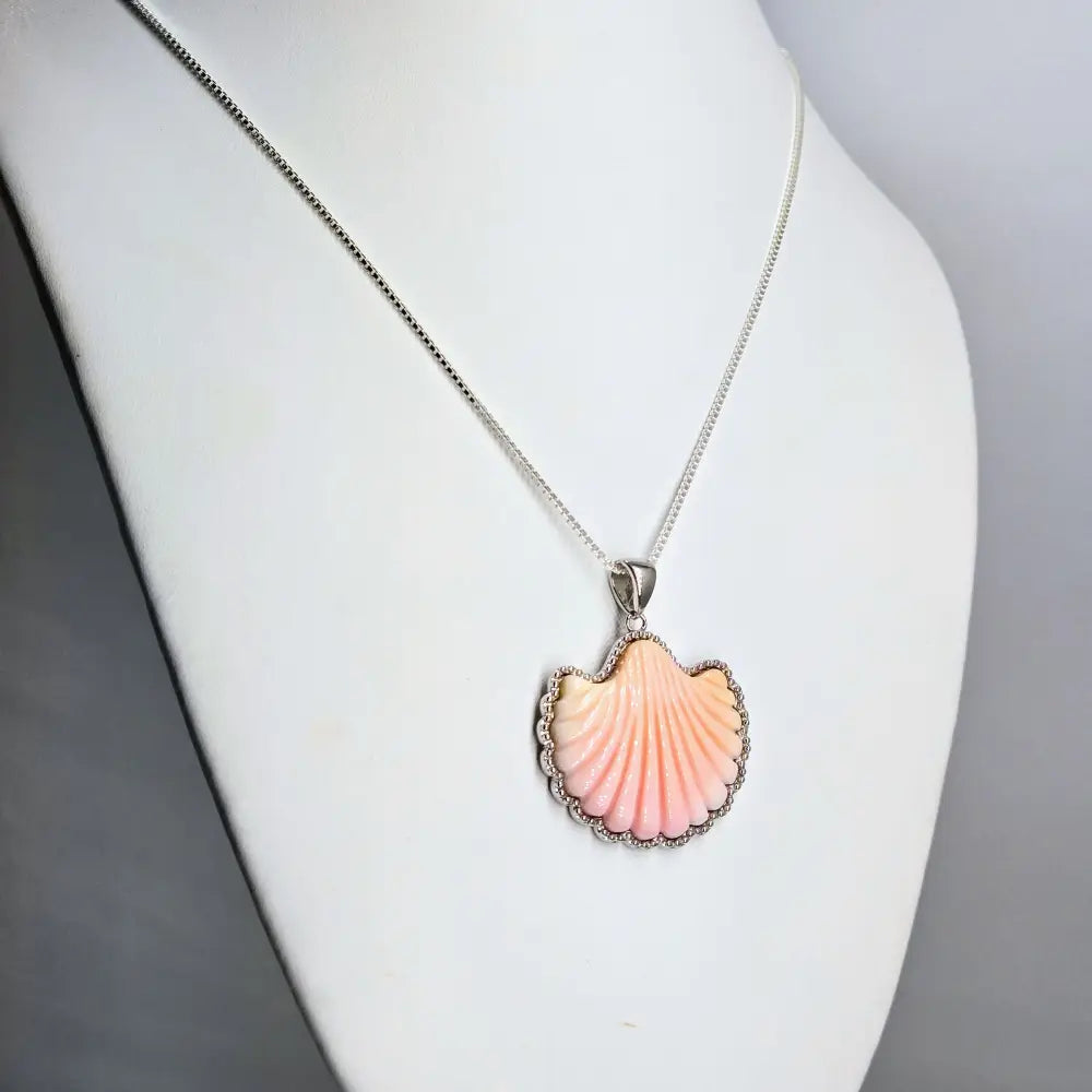 ?SCalloped Conch’ 1.25’’ Pendant Necklace - Conch Shell Anti-tarnish Sterling - Cool Pink