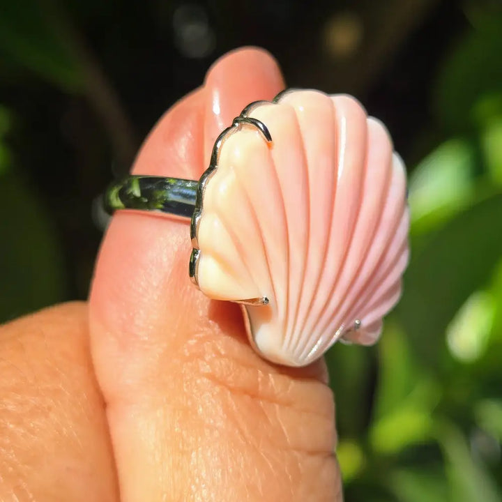 ?SCalloped Conch’ Adj Sz Ring- Conch Shell Anti-tarnish Sterling - Ring