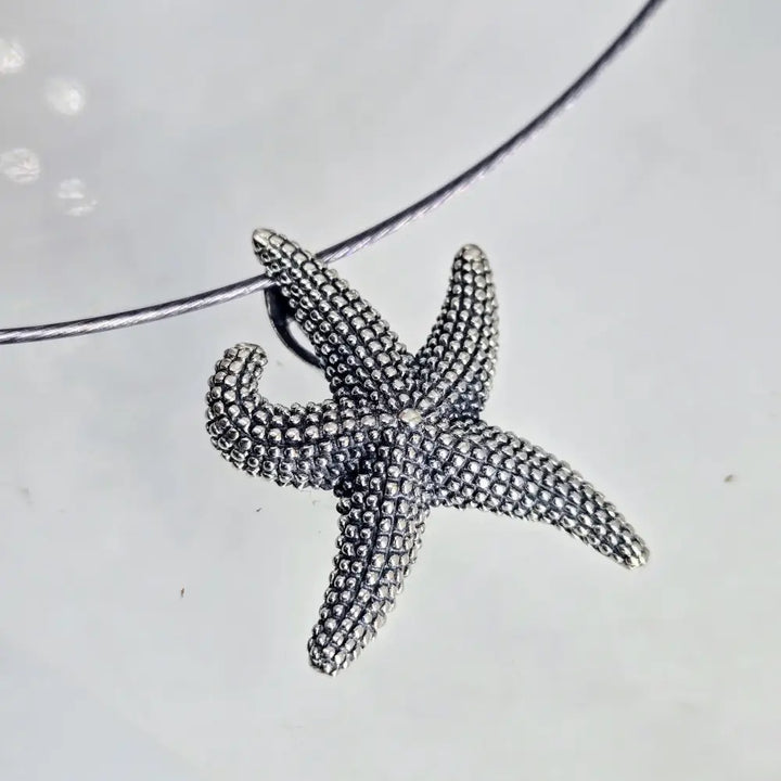 ?SEa Star’ Stippled Sterling Starfish Pendant Necklace - Key West Local Luxe