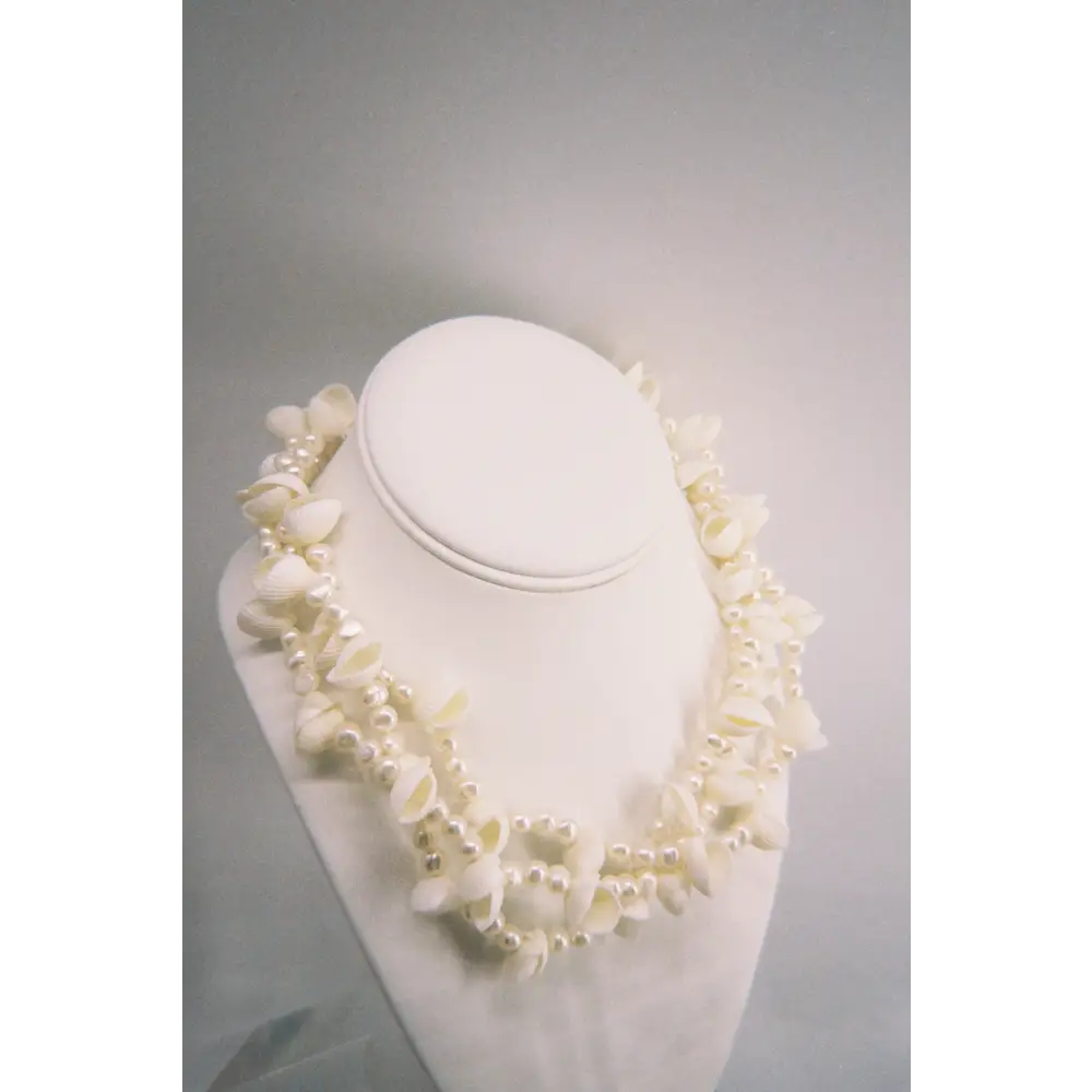 Secret Stash 7- White Shell Necklace 16’’