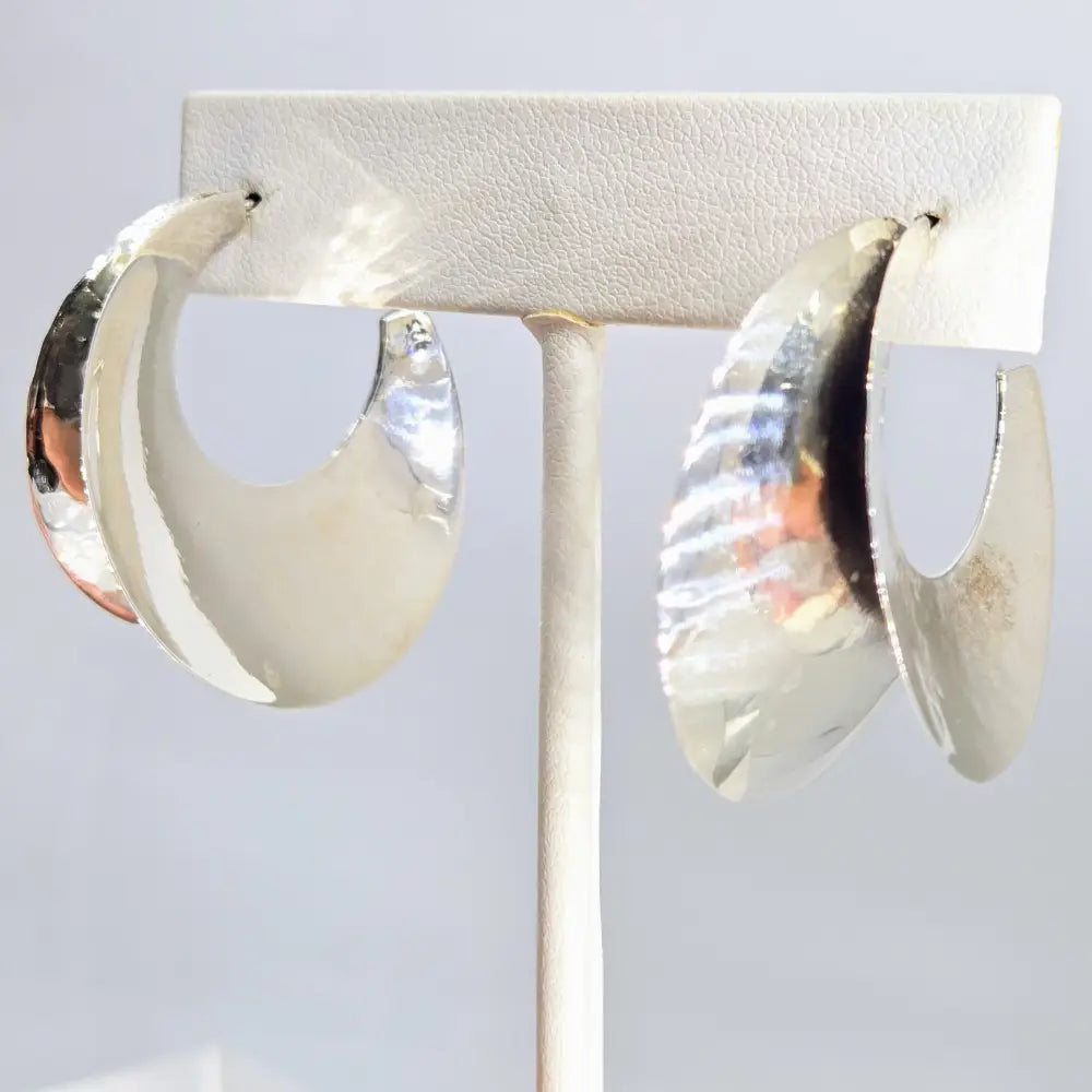 ?SHe’s Different’ High Gloss & Hammered Reversible Sterling Hoop Earrings - Key West Local Luxe