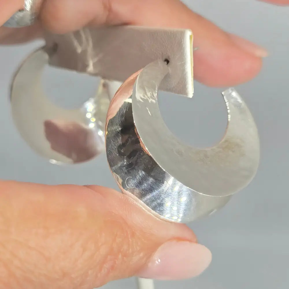 ?SHe’s Different’ High Gloss & Hammered Reversible Sterling Hoop Earrings - Key West Local Luxe
