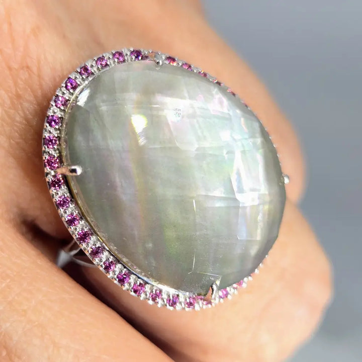 ?SIlver Fox’ Sz 8 Ring - Tahitian Mother-of-pearl Quartz Rhodolite Garnet Anti-tarnish Sterling