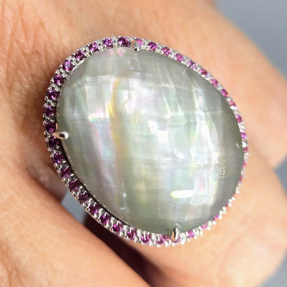 ?SIlver Fox’ Sz 8 Ring - Tahitian Mother-of-pearl Quartz Rhodolite Garnet Anti-tarnish Sterling