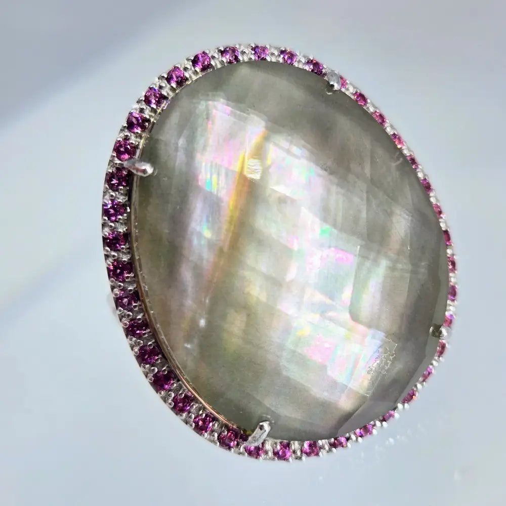 ?SIlver Fox’ Sz 8 Ring - Tahitian Mother-of-pearl Quartz Rhodolite Garnet Anti-tarnish Sterling