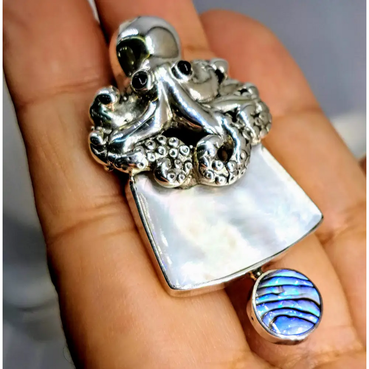 ?SMooth Operator’ Pendant Necklace - Paua Shell Mother of Pearl Onyx Sterling Pearls