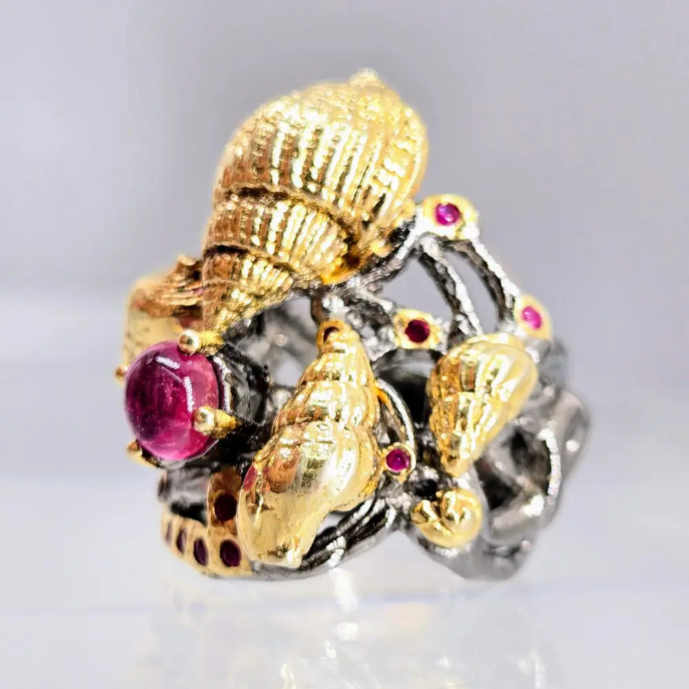 ?SO Shell it Be’ Sz 7 Ring - Rubies Black Sterling 18k Gold Accents