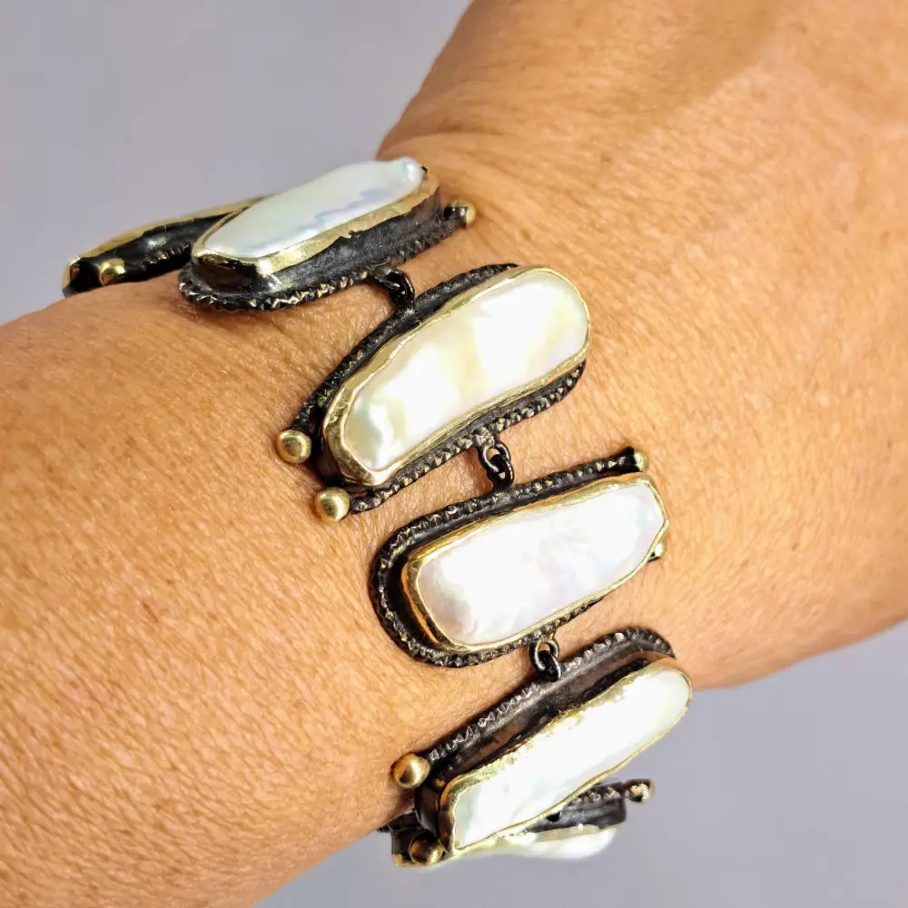 Outlet: ?Stairway to Heaven’ 7-8’’ Bracelet - Stick Pearls Black Sterling 18k - 8’’