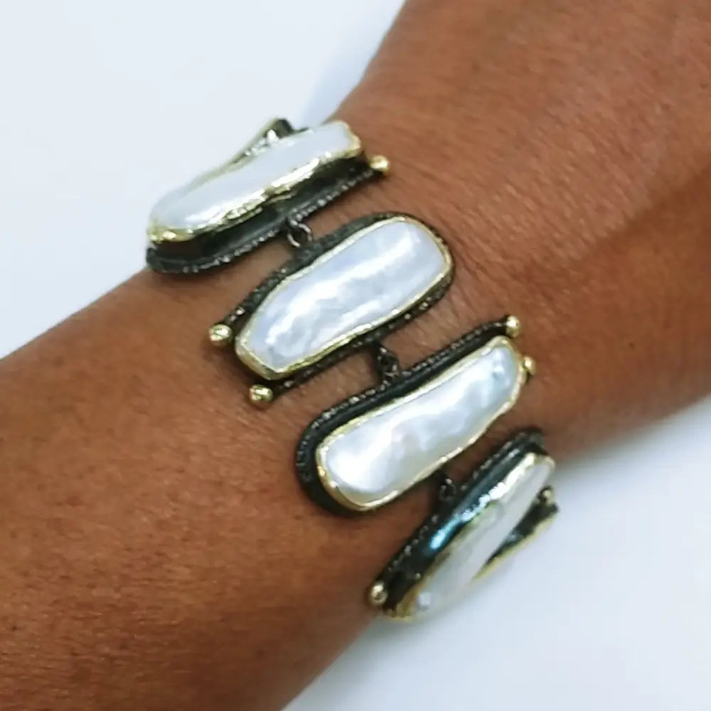 Outlet: ?Stairway to Heaven’ 7-8’’ Bracelet - Stick Pearls Black Sterling 18k - 8’’