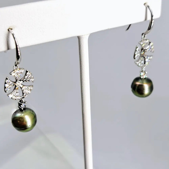 ?SUgar Sand Dollars’ 1.5’’ Earrings - Tahitian Pearl Crystal Anti-tarnish Sterling