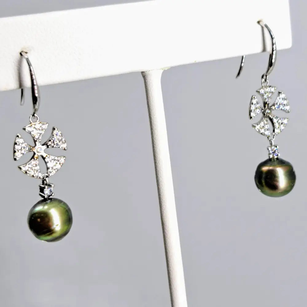 ?SUgar Sand Dollars’ 1.5’’ Earrings - Tahitian Pearl Crystal Anti-tarnish Sterling
