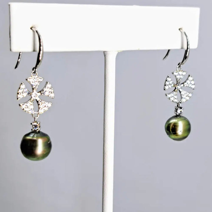 ?SUgar Sand Dollars’ 1.5’’ Earrings - Tahitian Pearl Crystal Anti-tarnish Sterling
