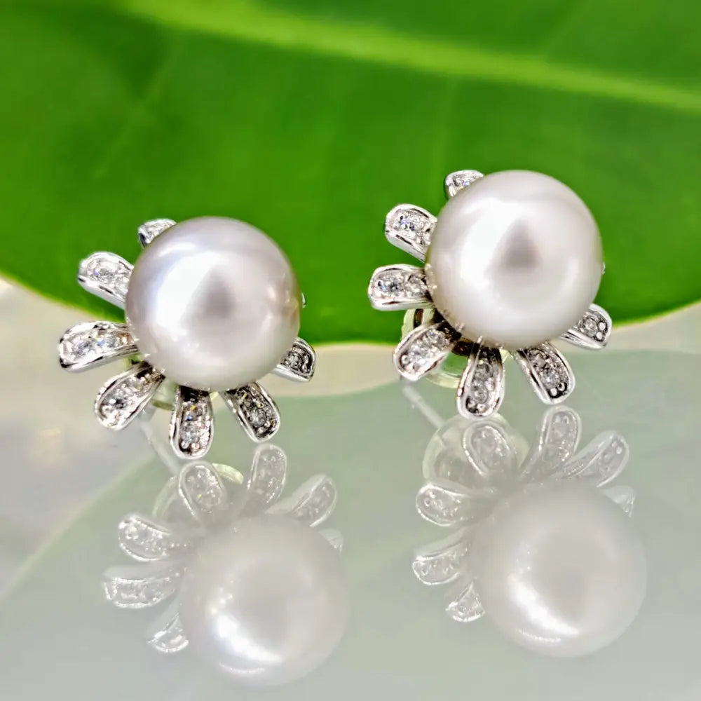 ?SUper Blooms’ 0.5’’ Earrings - Tahitian Pearl Topaz Anti-tarnish Sterling