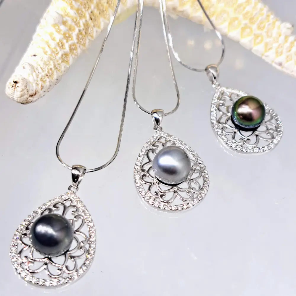 ?TAhitian Garden’ 1.25’’ Pendant 18’’ Necklace - Tahitian Pearl Zircon Anti-tarnish Sterling