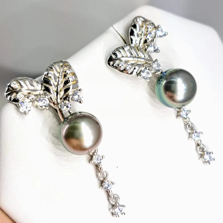 ?TAhitian Sparkles’ 1.5’’ Earrings - Tahitian Pearls White Topaz Anti-tarnish Sterling