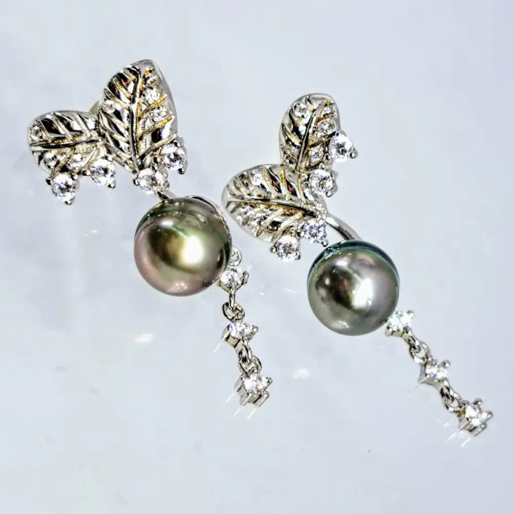 ?TAhitian Sparkles’ 1.5’’ Earrings - Tahitian Pearls White Topaz Anti-tarnish Sterling