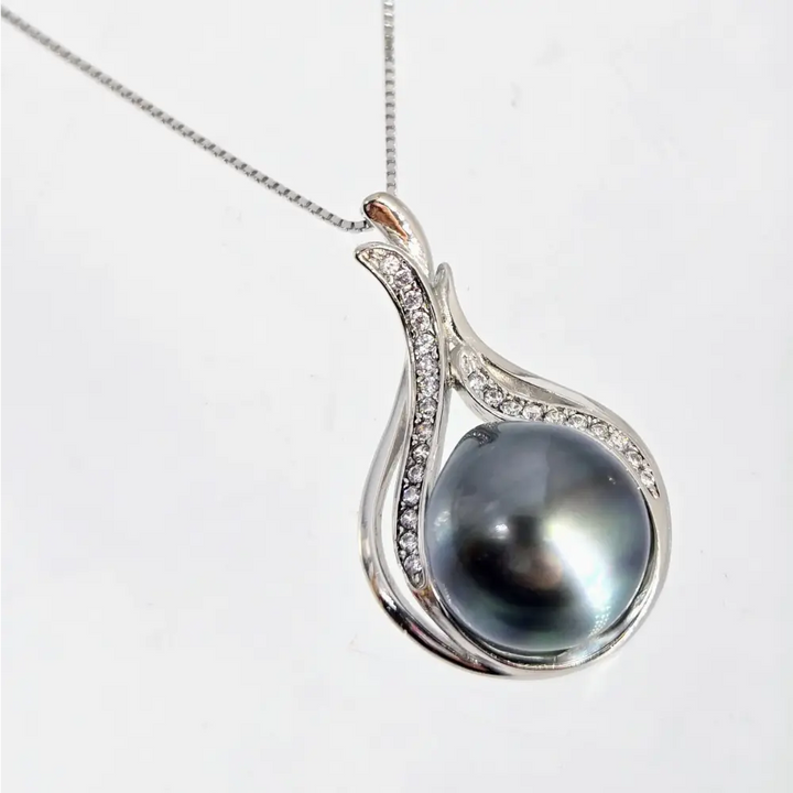 ?TAhitian Treat #19’’ Pendant Necklace - Tahitian Pearl Zircon Crystals Anti-tarnish Sterling