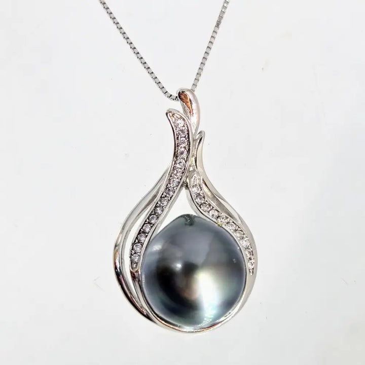 ?TAhitian Treat #19’’ Pendant Necklace - Tahitian Pearl Zircon Crystals Anti-tarnish Sterling