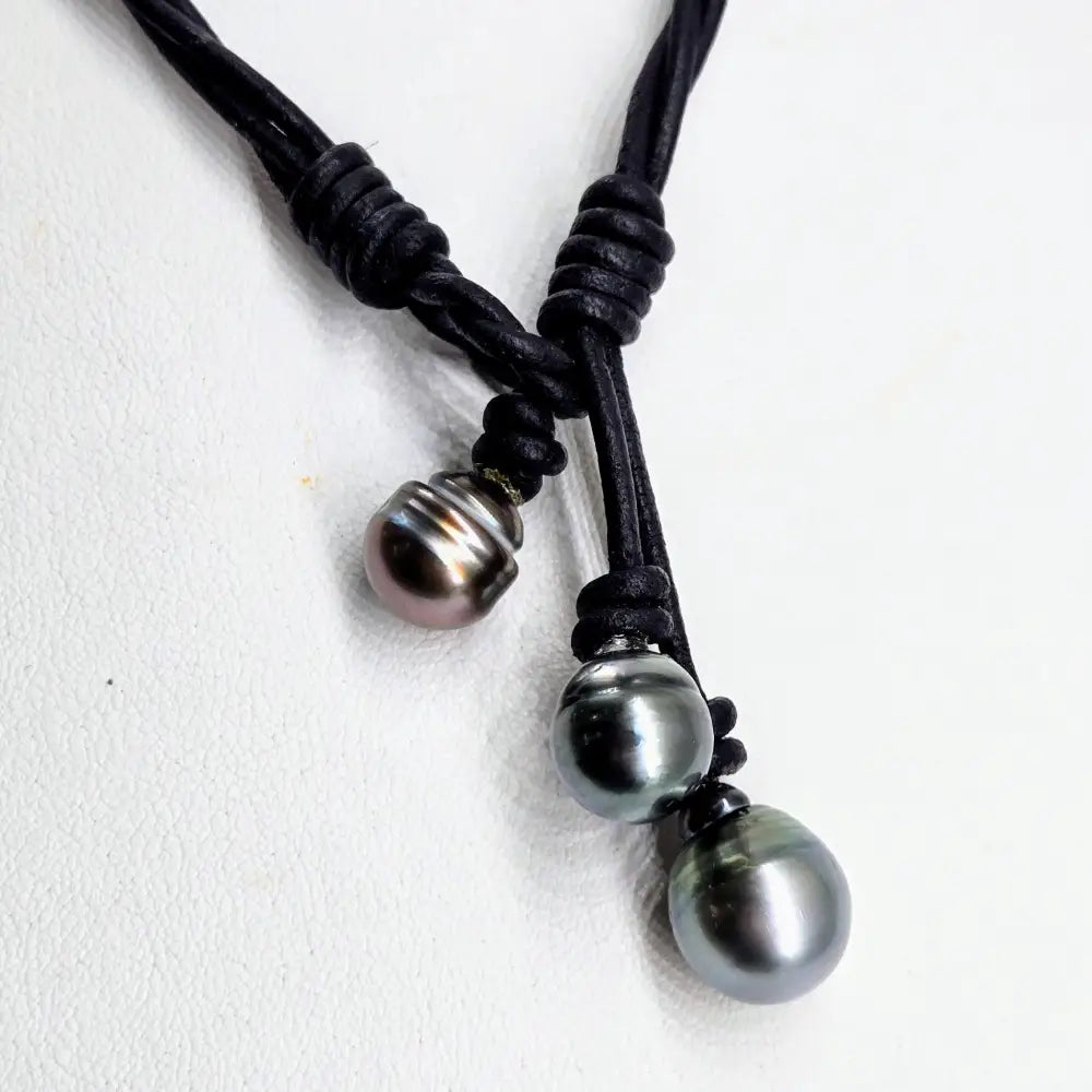 ?TAhitians for Everyone!’ 18’’ - 20’’ Necklace - Tahitian Pearls Leather