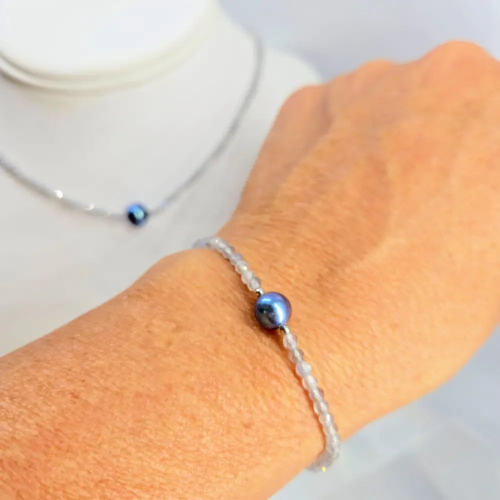 ?TEmptations’ 7’’ to 9’’ Bracelet - Labradorite Pearl
