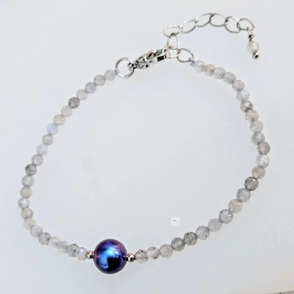 ?TEmptations’ 7’’ to 9’’ Bracelet - Labradorite Pearl