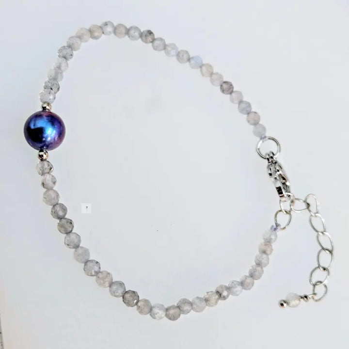 ?TEmptations’ 7’’ to 9’’ Bracelet - Labradorite Pearl