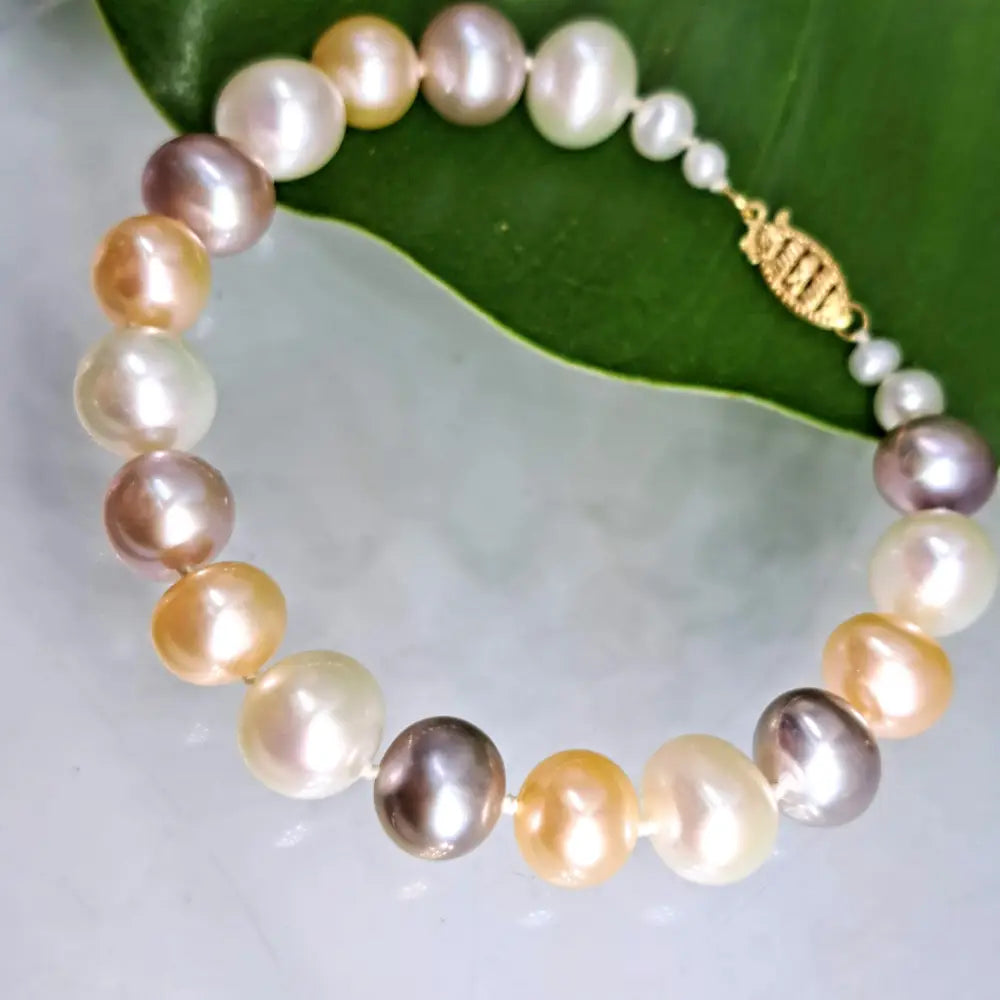 ?THe Classic’ 7.5’’ Bracelet - Pearls 14k - #5 Classic Pastels - White Champagne Lavender off Round Appx 9.75mm