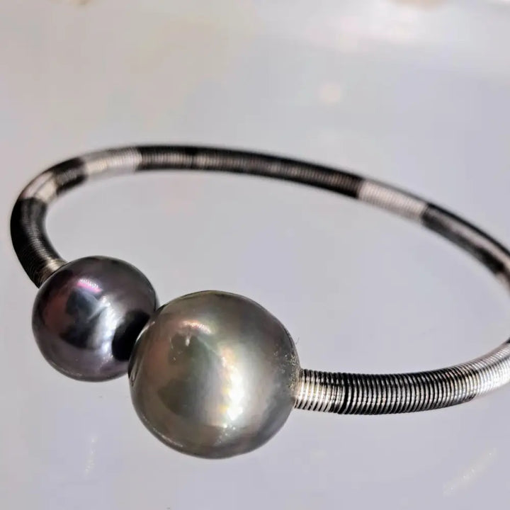 ?THe Kiss’ Sz Med to Lg Bracelet - Tahitian Pearls Sterling - Bracelet