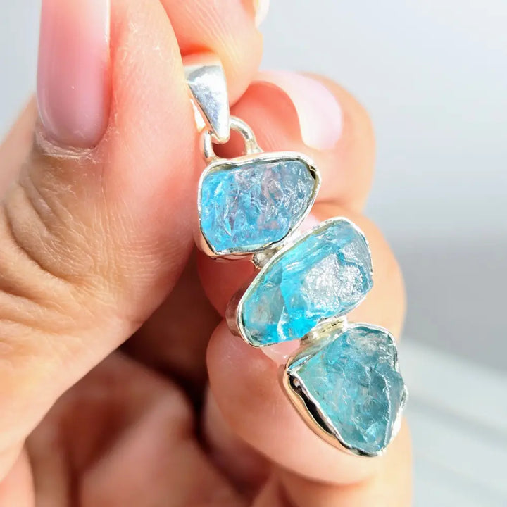 ?THe Rock Show Blues’ Pendants - (your Choice) Mixed Gems Sterling - 1) Raw Apatite Xs 3 (1.5’’) - Pendant