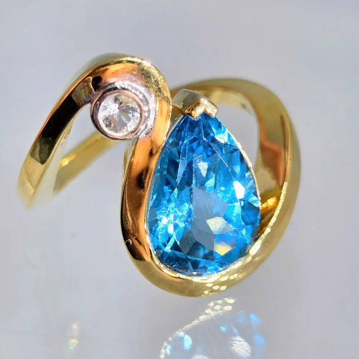 ?THe Wave’ Sz 9 Ring - Blue Topaz White Zircon Anti-tarnish 18k Gold Sterling