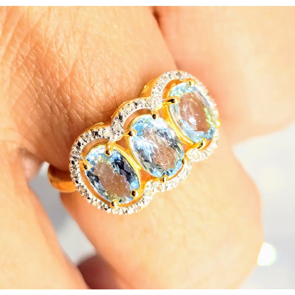 ?TRiple Threat’ Sz 7 Ring - Topaz Diamonds Anti-tarnish Gold Sterling