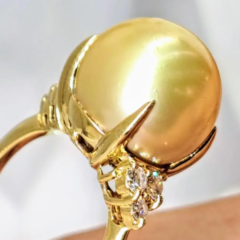 ?TRophy Wife’ Sz 6 Ring - Pearl Diamond 18k Gold - Size