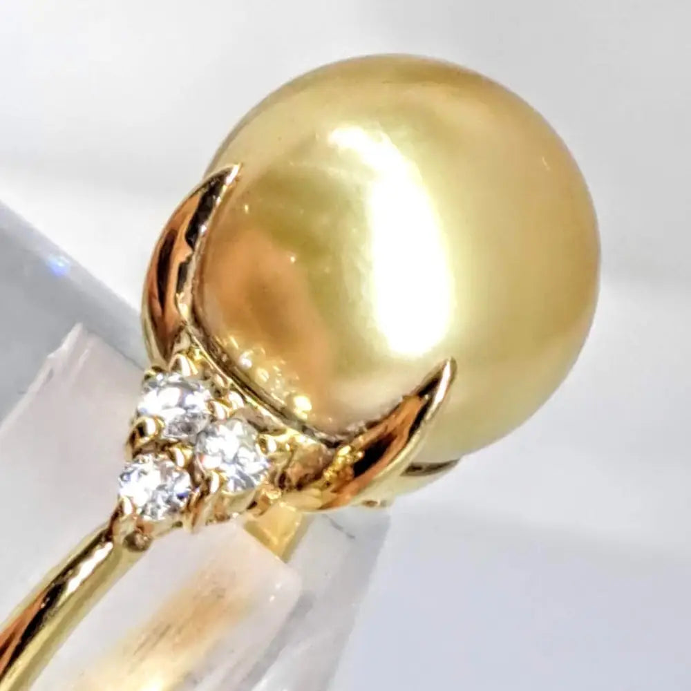 ?TRophy Wife’ Sz 6 Ring - Pearl Diamond 18k Gold - Size