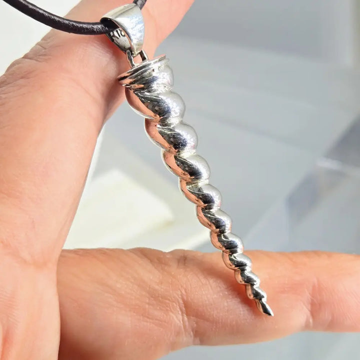 ?UNicorn Horn’ Pendant Necklace - Sterling Leather