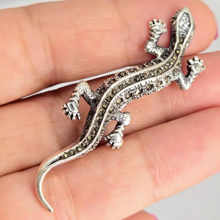 ?WEe Wizard’.75’’ x 2.25’’ Brooch/pearl Enhancer - Marcasite Sterling - Brooch