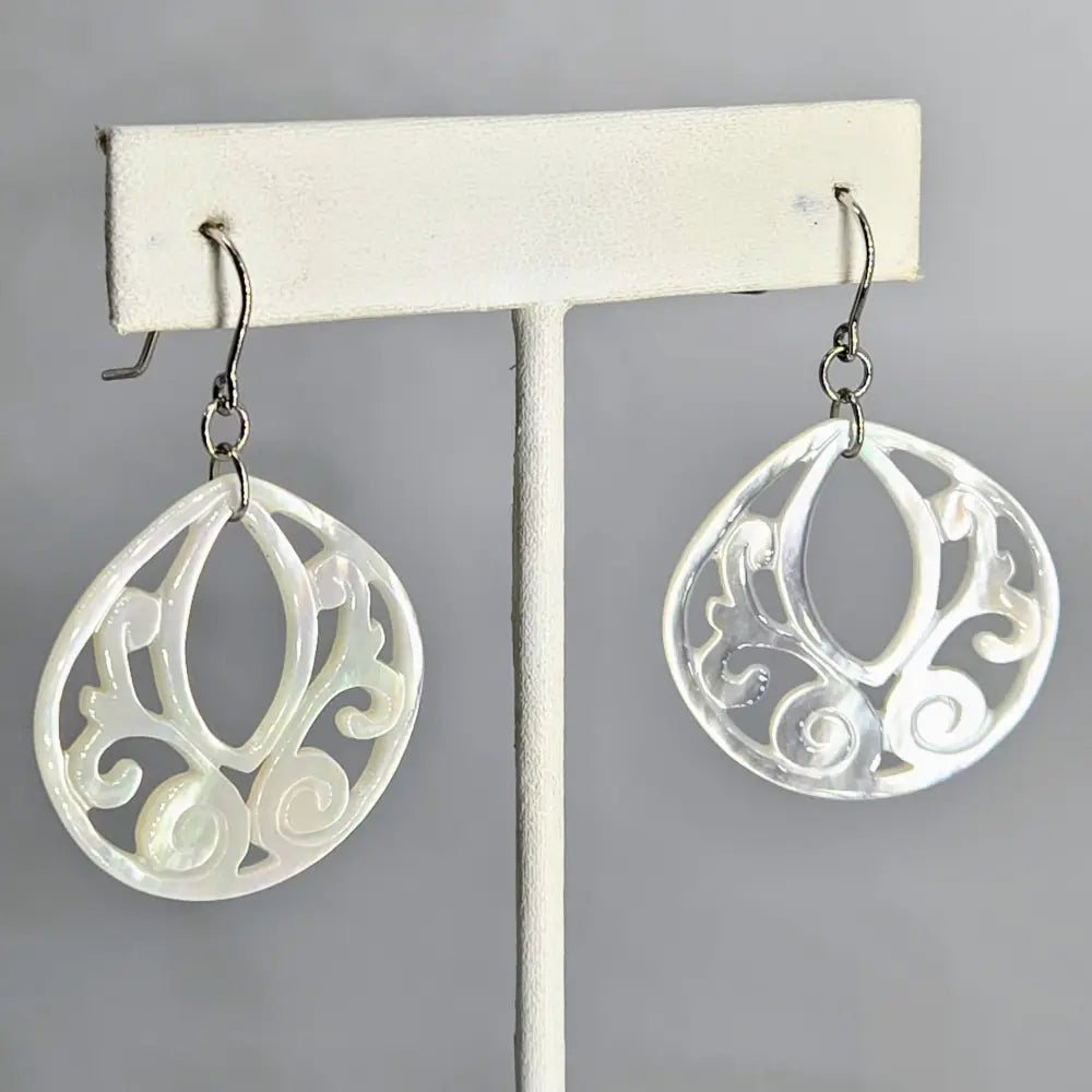 ?WHite Ocean Lotus’ 1.75’’ Earrings - South Sea Mother of Pearl Anti-tarnish Sterling