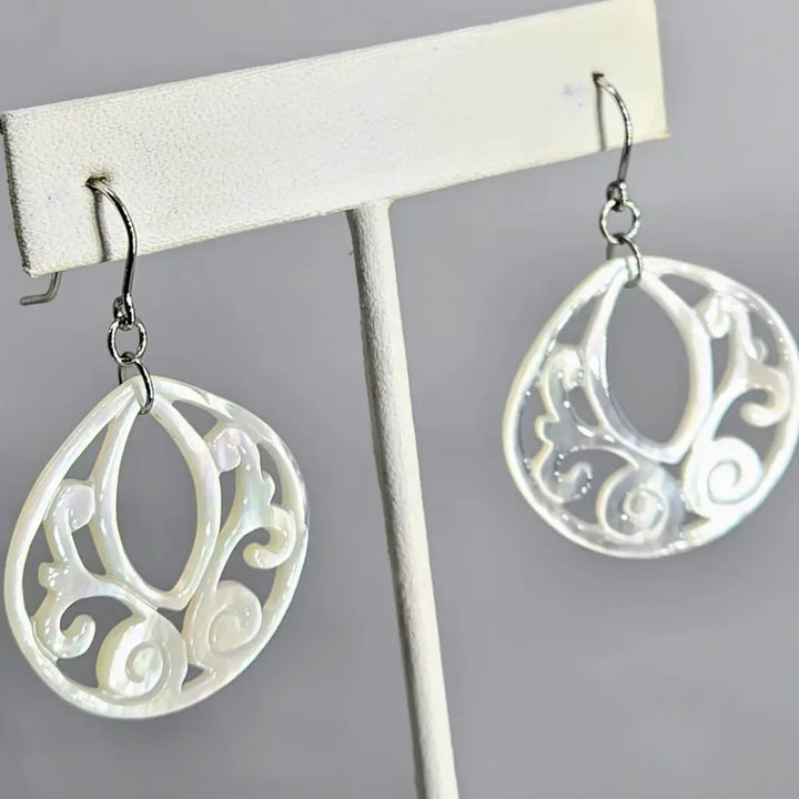 ?WHite Ocean Lotus’ 1.75’’ Earrings - South Sea Mother of Pearl Anti-tarnish Sterling