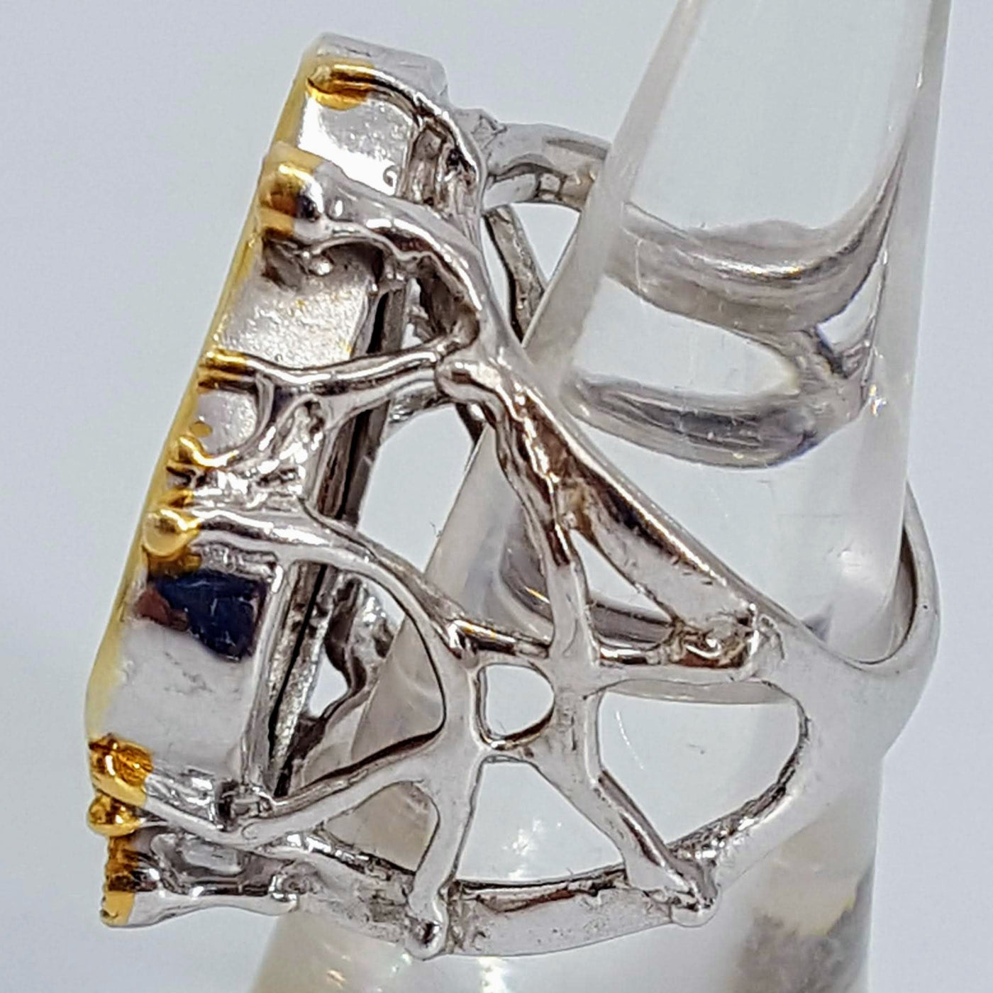 "Magic Ring" - Boulder Opal Ring