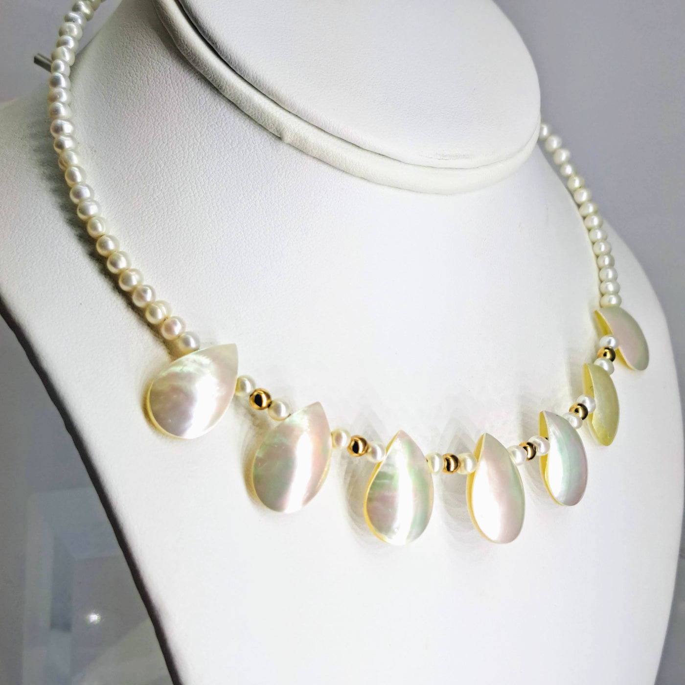 "Collar Me Beautiful" 16" Pearl Necklace