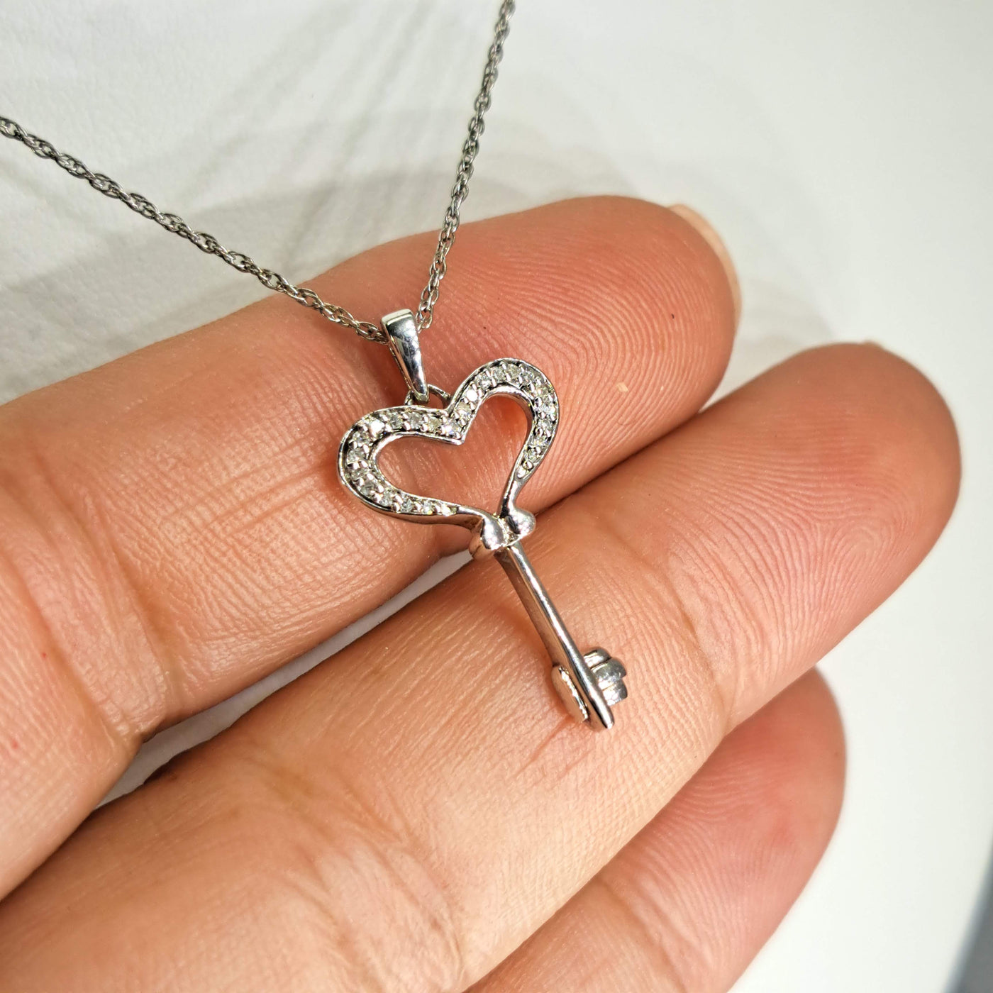 "Key To My Heart" 18" Necklace - Diamond, Anti-tarnish Sterling