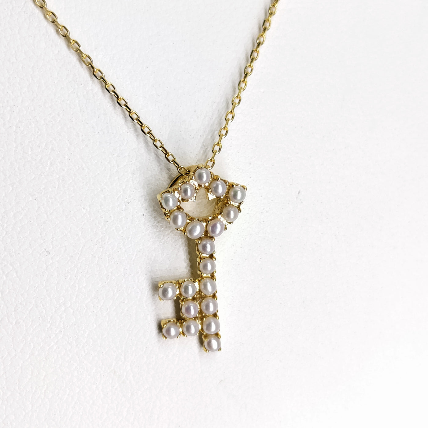 "Key to the Deep" 16"-18" Necklace - Gold, Pearl